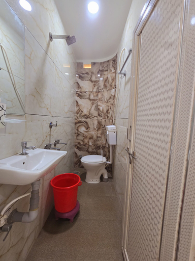 Bathroom, Hotel Shiv Sharnam, Ujjain