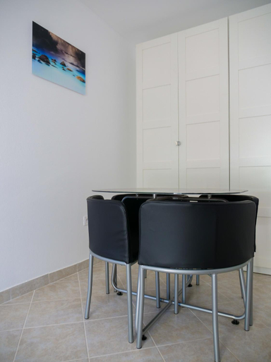 Others 2, Apartment Spomax, Pag