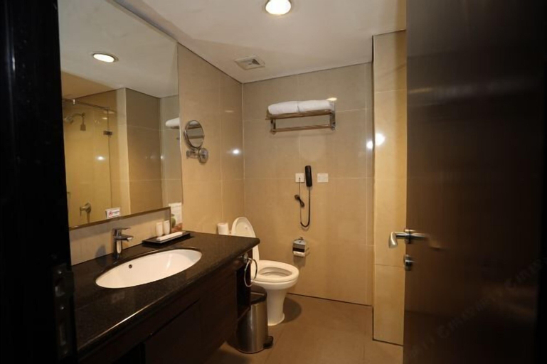 Bathroom 30
