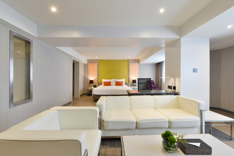 Bedroom 12