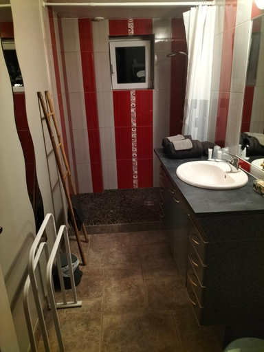 Bathroom, Cote Dors, Côte-d'Or