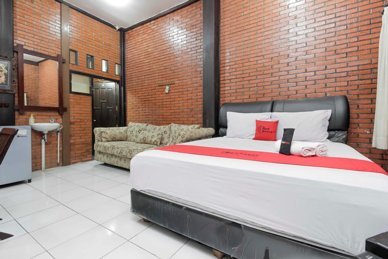 Bedroom 8