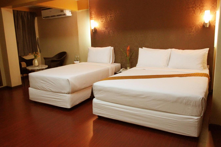 Bedroom 24