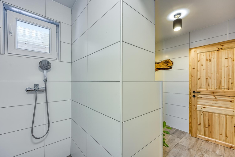 Bathroom 3, VILA LISJAK - Apartments, Zagorska Sela