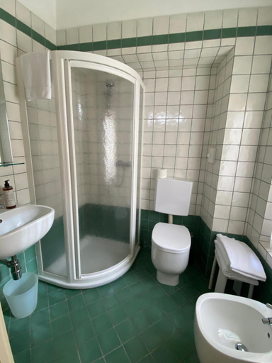 Bathroom 3, Locanda Moscal, Verona