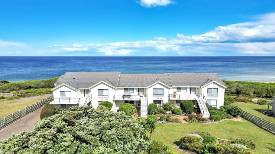 Others 4, Unit 3 18 Surf Circle Tura Beach, Bega Valley