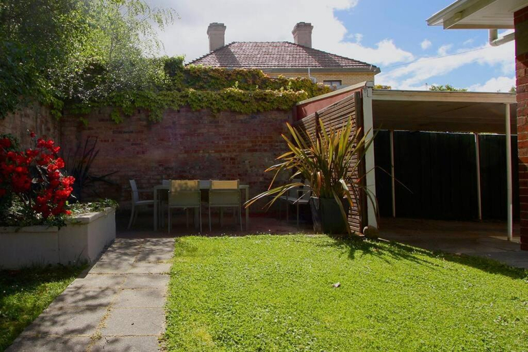 Others 5, House on Princes, Hobart