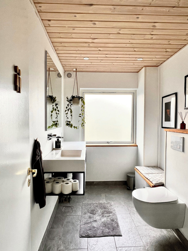 Bathroom, Stoksholmene13, Kalundborg