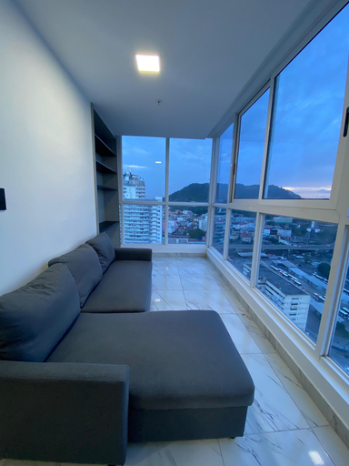 Others 5, Departamento Moderno-The Sands 2115, Panamá