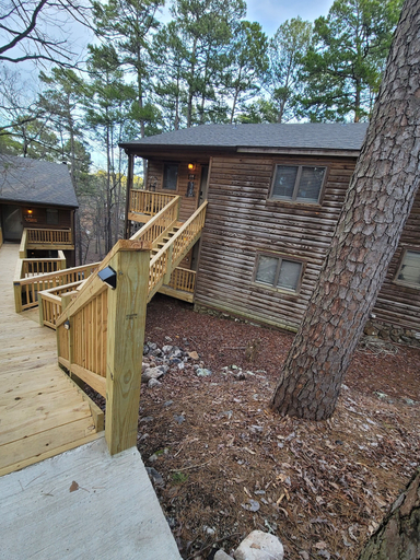 Exterior & Views 2, The Bear Den, Montgomery