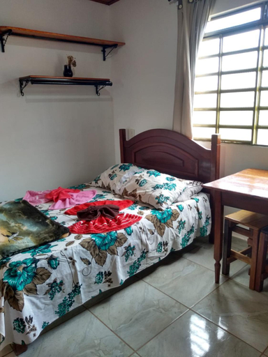 Bedroom 2, Chales Excalibur, São Thomé das Letras