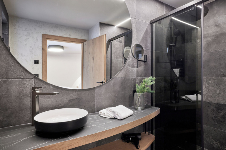 Bathroom 2, Chalet White Pearl by MYALPS, Imst