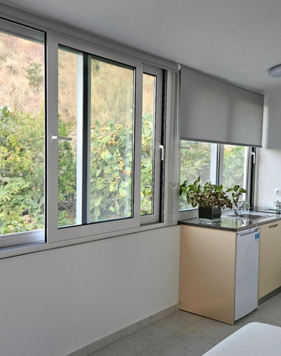 Others 5, Klejdi's house, Vlorës