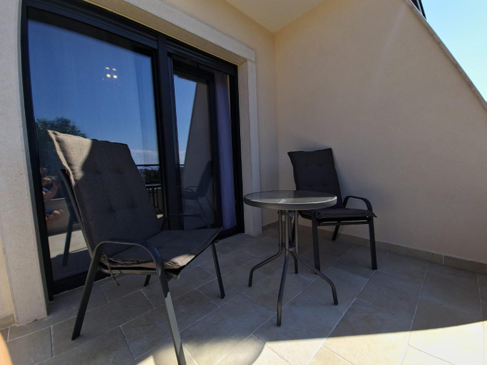 Others 5, Luxury Villa Laura with Jacuzzi in Malinska, Malinska-Dubašnica
