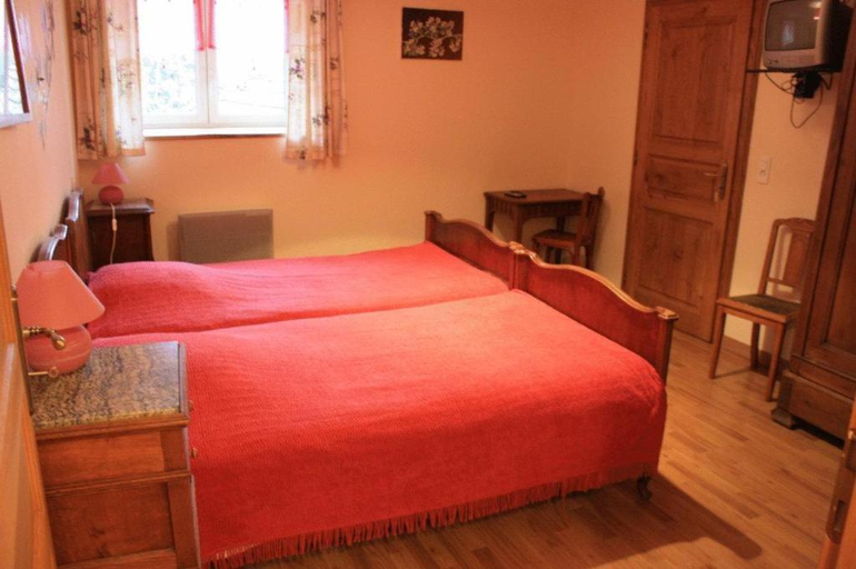 Bedroom 12
