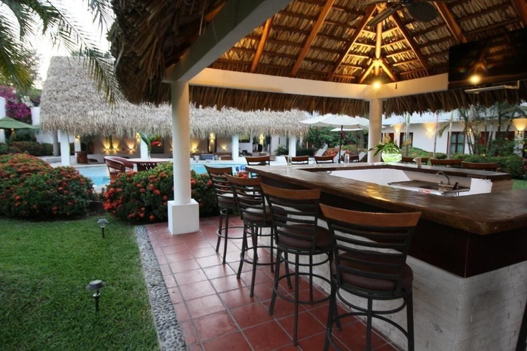 Food & Drinks 5, HOTEL VILLA BLANCA SUITES, Dist. Tuxtepec