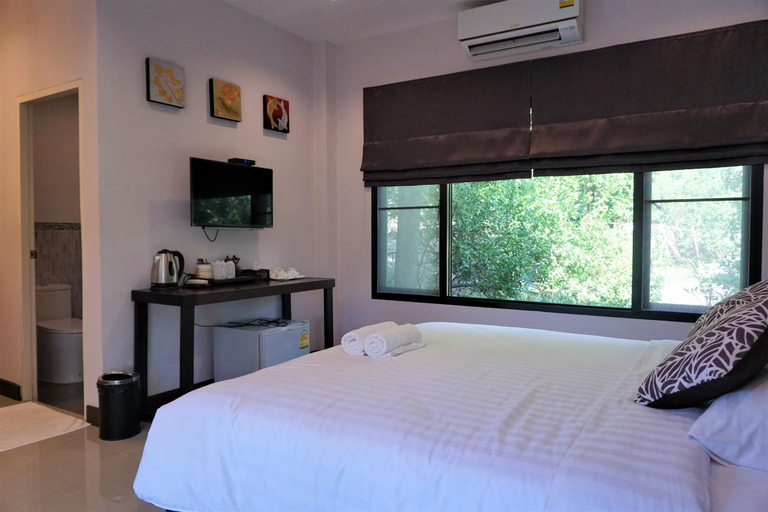 Bedroom 8