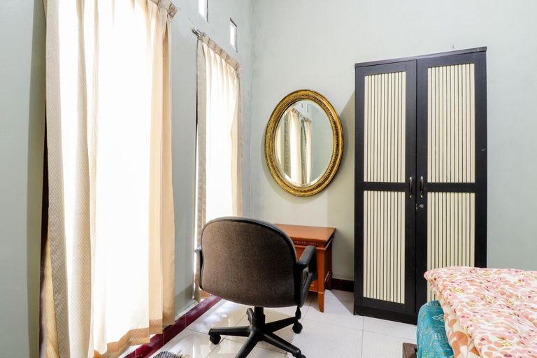 Bedroom 30