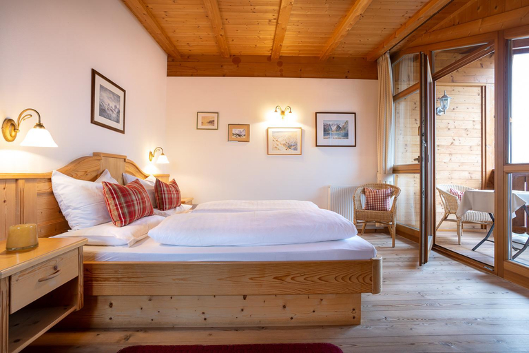 Bedroom 2, Apartments Etruska, Bolzano