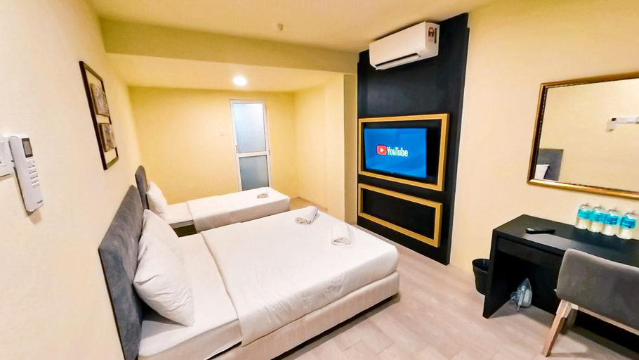 Bedroom 10