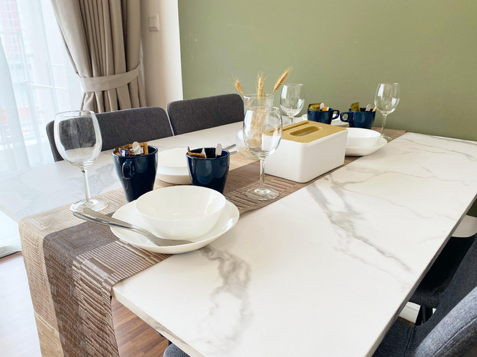 Dining Room 13