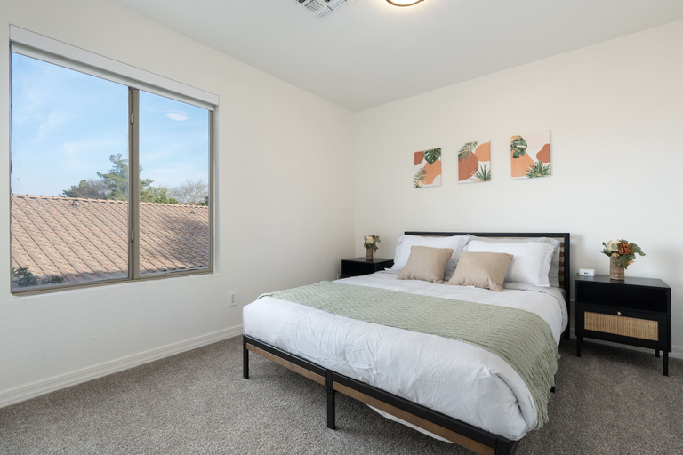 Bedroom 3, 5 BD Gilbert Home 4 Min to Downtown, Maricopa