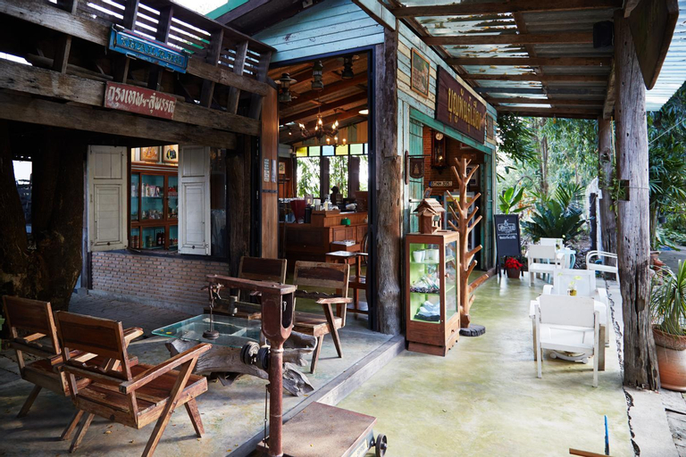 The Country Lake View Hotel, Muang Suphanburi
