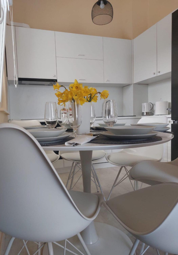 Others 2, Apartman Stella Marina, Bilice