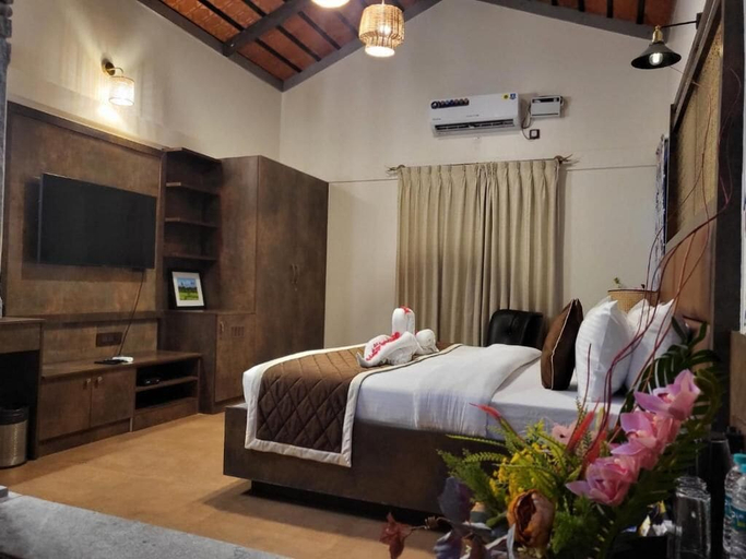 Bedroom 5, Nirantara Resort & Spa, Bangalore