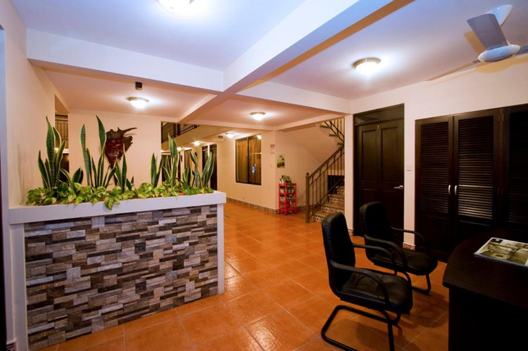 Others 5, Hotel El Cerro, Liberia