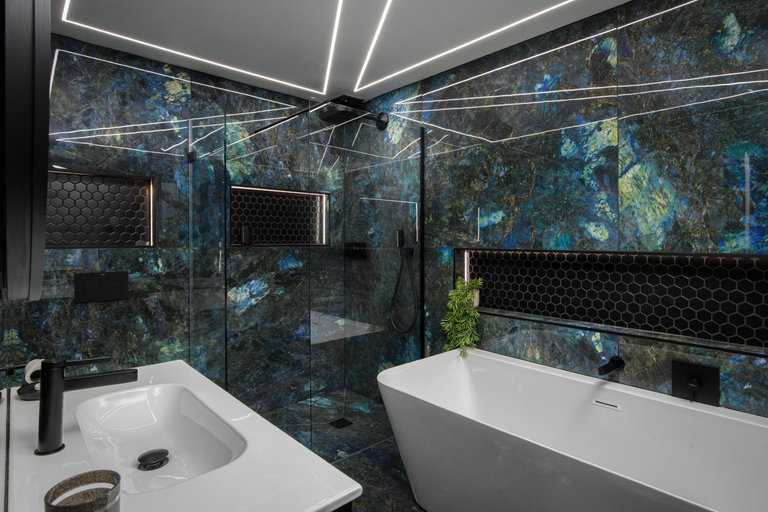 Bathroom 3, Swish Luxury Holiday Apartments, Blackpool