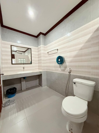Bathroom 3, Vangvieng Sisavang Hotel, Vangvieng