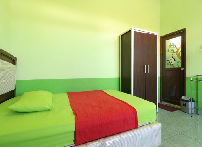Bedroom 30