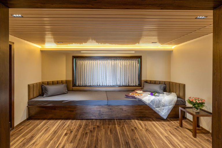 Bedroom 2, ama Stays & Trails Sneh Villa , Kodaikanal, Dindigul