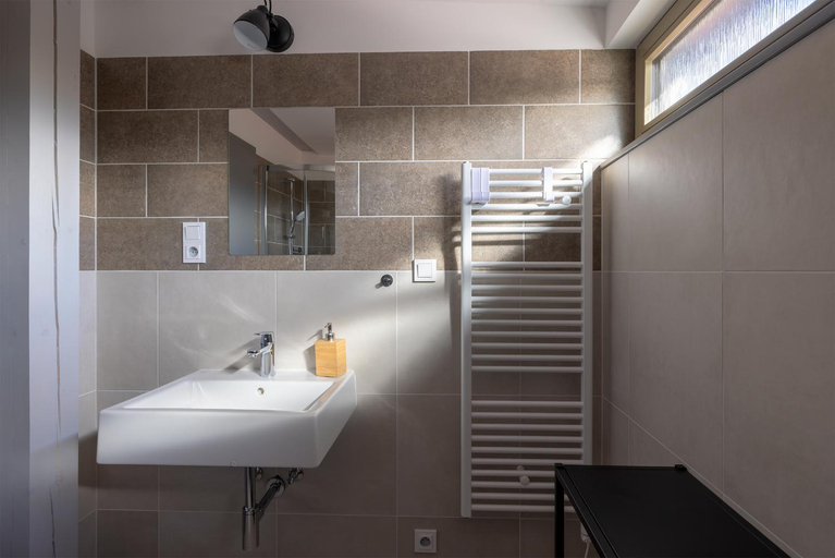 Bathroom 3, Apartmany v lomnickem pivovaru, Semily