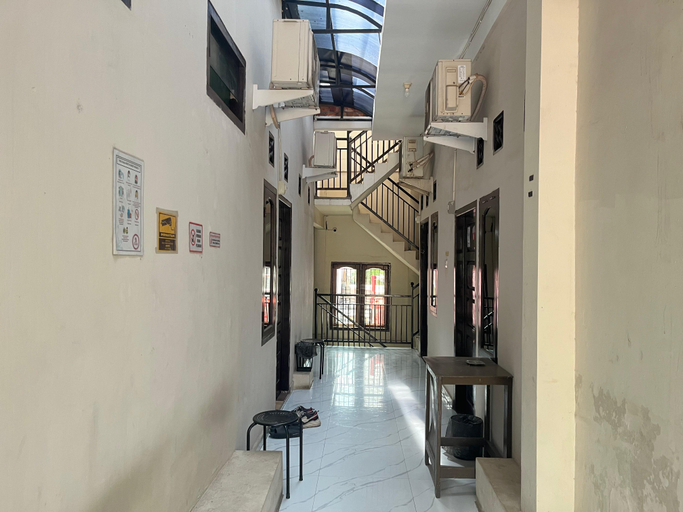 Exterior & Views 2, Steze Guesthouse Syariah Mendalo By Zuzu, Muaro Jambi