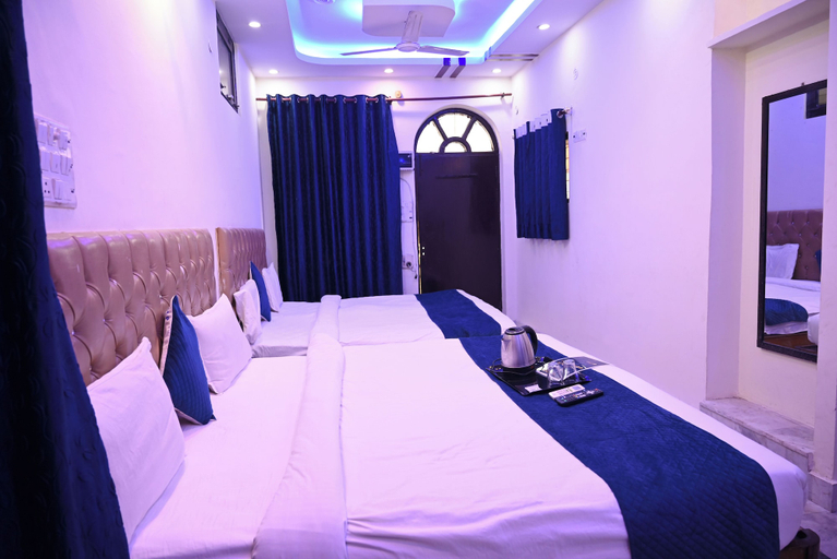 Bedroom 1, Moon Palace, Lucknow
