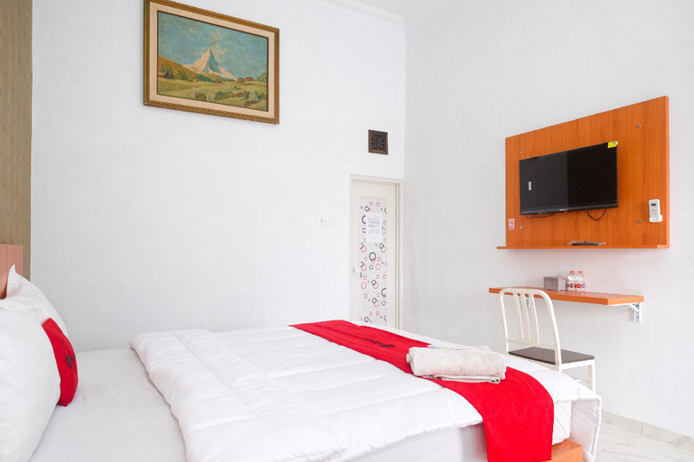 Bedroom 9