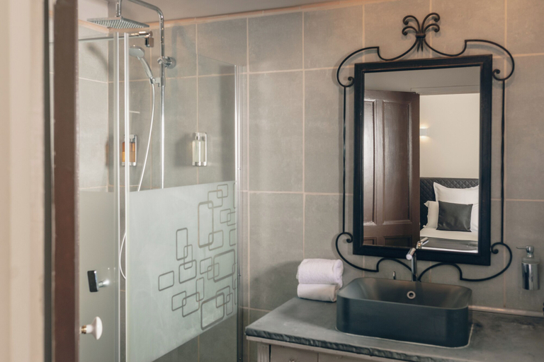 Bathroom 5, Auberge de la Treille, Vaucluse
