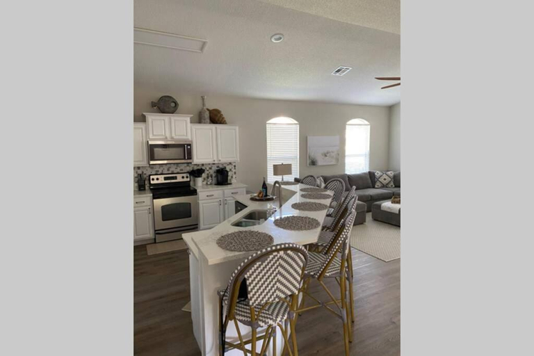 Others 5, Beach Jewel 5bd-3 1/2 bath -5 min walk to Beach!, Walton