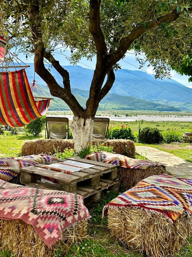 Others 4, Vjosa Guest House, Tepelenës