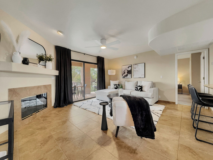 Others 4, Kings Way #201 Fountain Hills, Maricopa