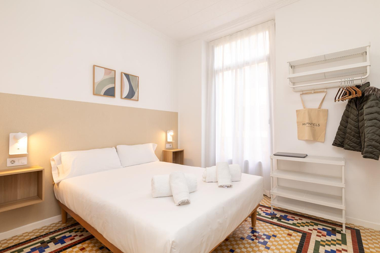 Others 5, Pension Alicante, Valencia