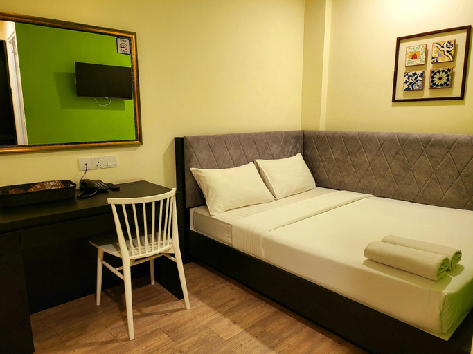 Bedroom 13