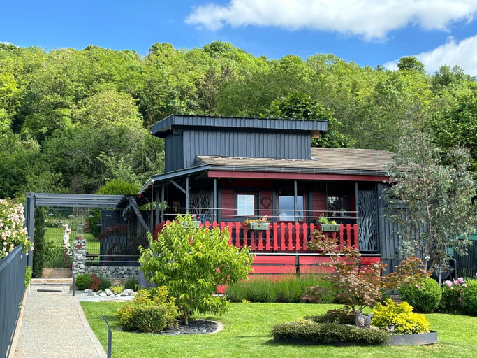 Exterior & Views 1, TiNY HOUSE LE CHALET, Haute-Saône