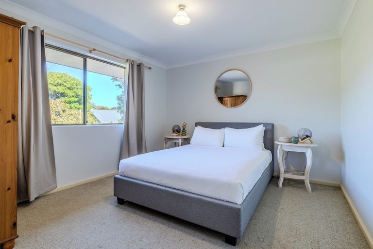 Bedroom 3, Morning Light Beach House, Albany