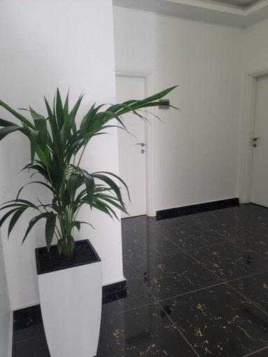 Others 5, Hotel Myrtai - City Center, Sarandës