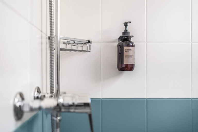 Bathroom 10