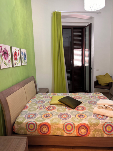 Bedroom 2, affittacamere massimo d'azeglio, Barletta-Andria-Trani
