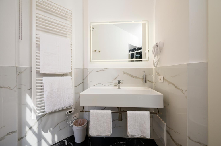 Bathroom 5, Tripolina Camere, Roma